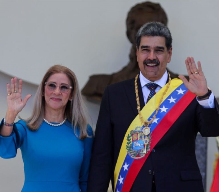 Defesa diz que esposa de Maduro foi ferida durante captura pelos EUA