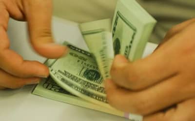 Dólar: moeda encerra último pregão em baixa