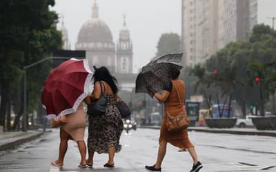 Frente fria intensifica tempestades em seis estados a partir de sexta-feira (12)