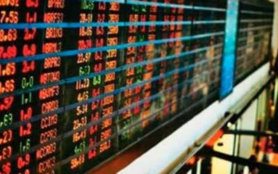 Ibovespa fecha em alta de 0,33% e recupera parte das perdas após semana encurtada