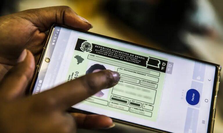 Selo do bom condutor: como funciona a renovação automática da CNH