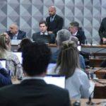 Semana no Congresso começa com indefinição no plenário e protagonismo de comissões