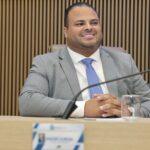 Vereador Dieyme Vasconcelos promove sessão solene em homenagem ao dia do Jornalista