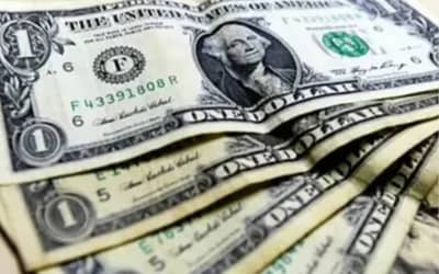 Dólar encerra último pregão em leve queda, aos R$ 4,98