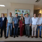 Prefeito Leandro Vilela recebe missão portuguesa e fortalece diálogo para cooperação econômica e tecnológica em Aparecida