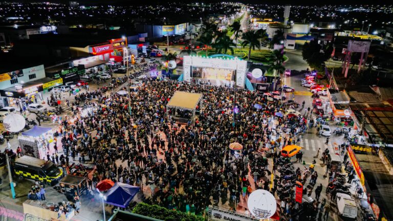 Biquíni Cavadão marca 5ª Semana do Motociclista com 13 mil pessoas em Senador Canedo
